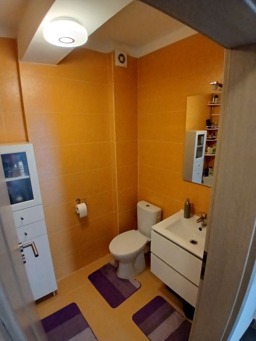 Vand apartament 2 camere