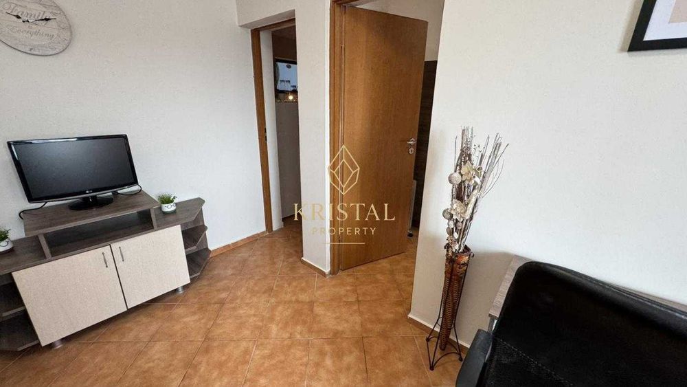 Продава се Тристаен апартамент в к.к. Слънчев бряг - 81 кв.м за 888 €/кв.м - Снимка #3