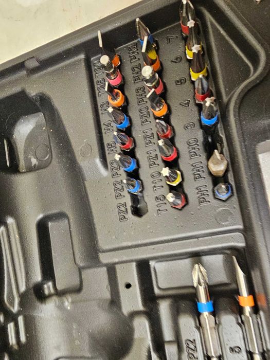 Șurubelniță Electrică cu Acumulator Parkside PSSA 4 B2 (4V) – Trusă