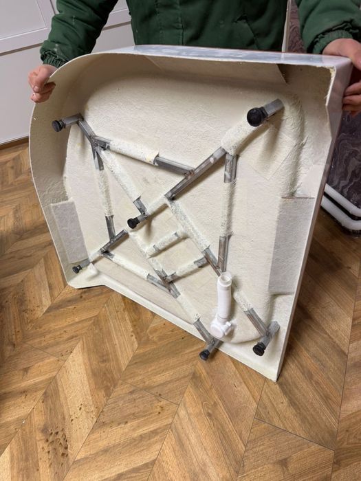 Душевая кабинка