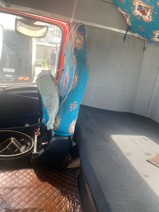 HOWO T7H 430 6X4, Тягач