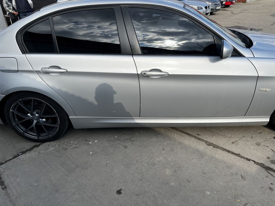 Aripa stanga aripa dreapta bmw e90 e91 usa stanga dreapta bmw e90 e91