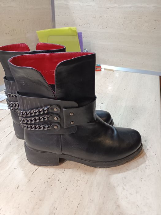 Черни боти, естествена кожа