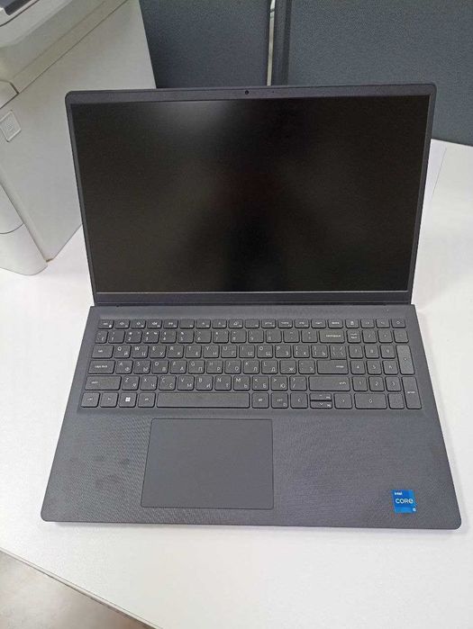 Cрочно продается Dell noutbook Intel Core i5 13 поколение
