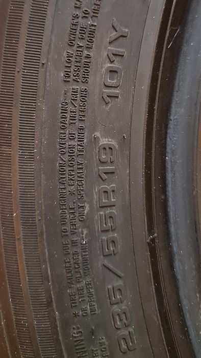 Set anvelope de vară Goodyear 235/55 R19
Dimensiune: 235/55