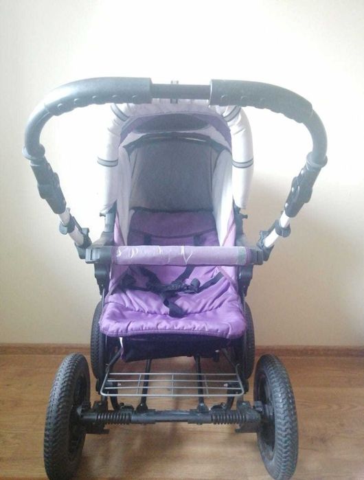 Коляска с корзиной для ребенка