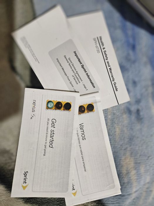 Телефон на запчасти Samsung S 4G