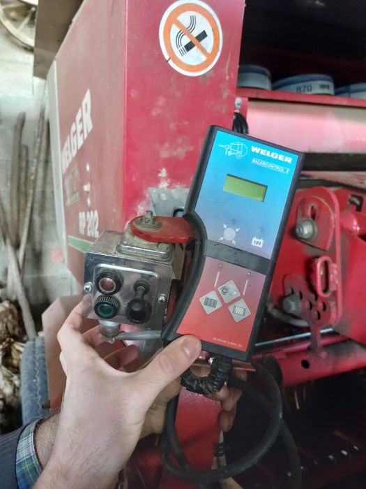 Рулонный пресс-подборщик Welger RP202