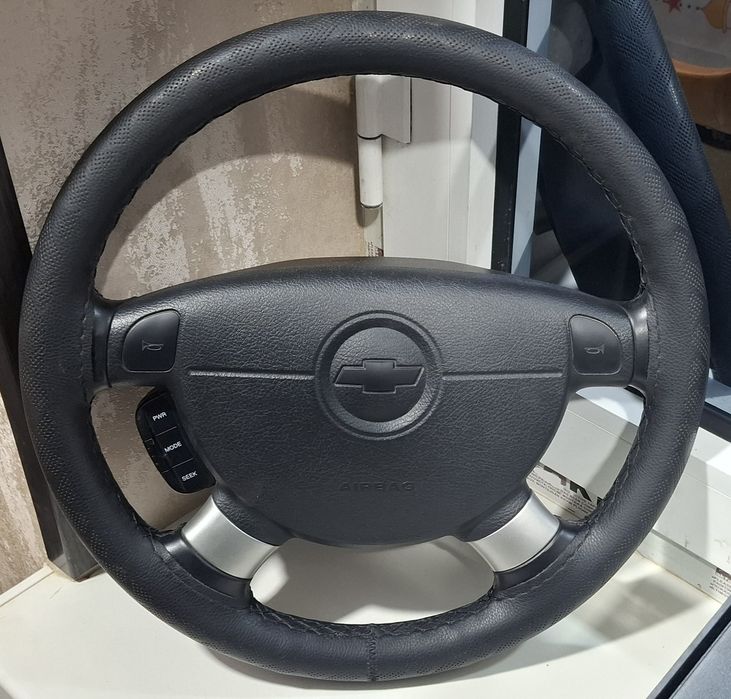 Pioneer komplekt audio sistema ideal holatda va gentra rul 3 pozitsiya