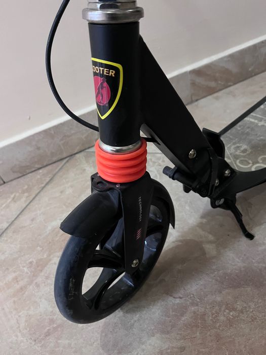 Самокат скутер черный