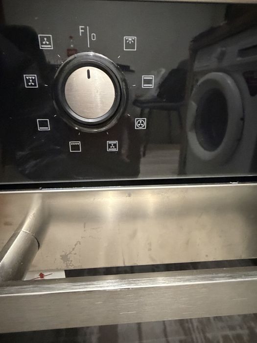 Продам духовку электрическую