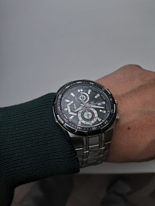 Продам часы в очень хорошем состоянии