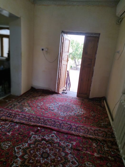 Вакзалда ховли сотилади