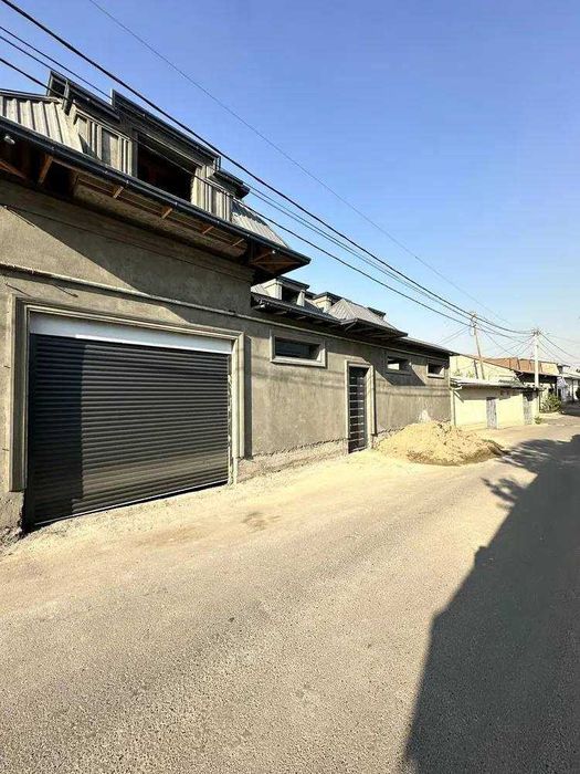 ул.Буюк Ипак Йули Центр Луначарского дом-коробка 2,2-сот 3-уров 400 м²