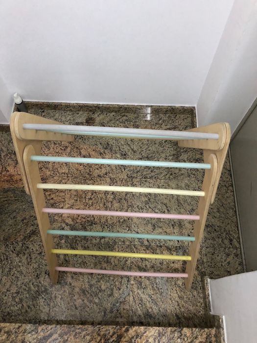 Loc joaca pt. acasa -copii- perete de catarat, triunghi Pikler-spalier