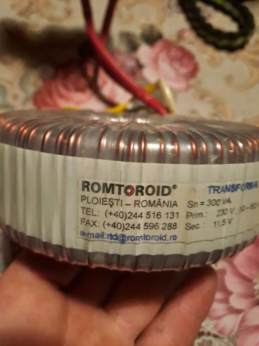 Transformator Curent Tensiune Toroidal 220 V la 12 V 11,5  Romtoroid TT 300  Made in Romania putere 300 VA