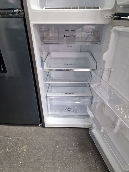 Хладилник с горна камера Samsung No Frost