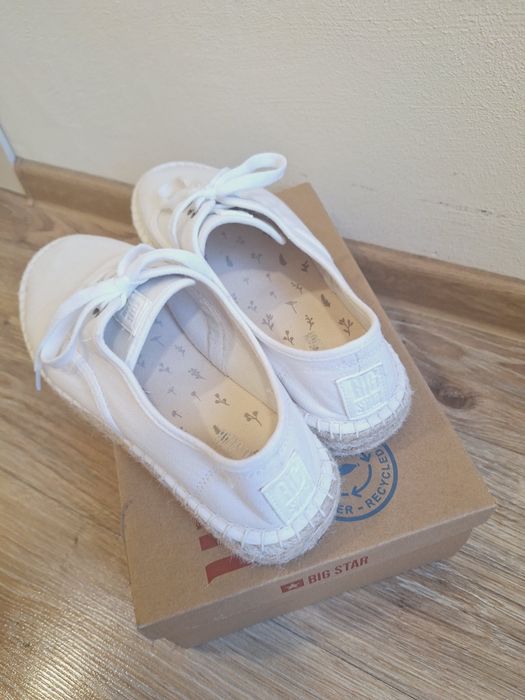 Дамски бели еспадрили