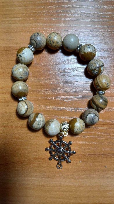 Цветни гривни от естествени камъни 10лв.