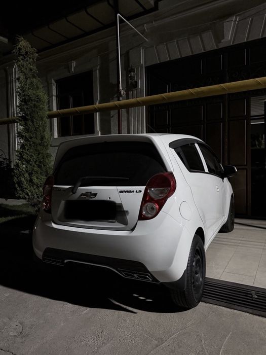 Chevrolet Spark 2015-yil 2-pozitsiya