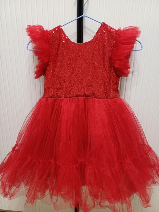 Детское платье красное