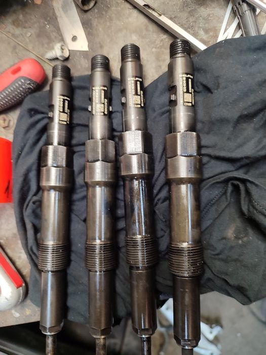 Гнп-350 лв и дюзи 4бр.-350лв 2.9 CRDI