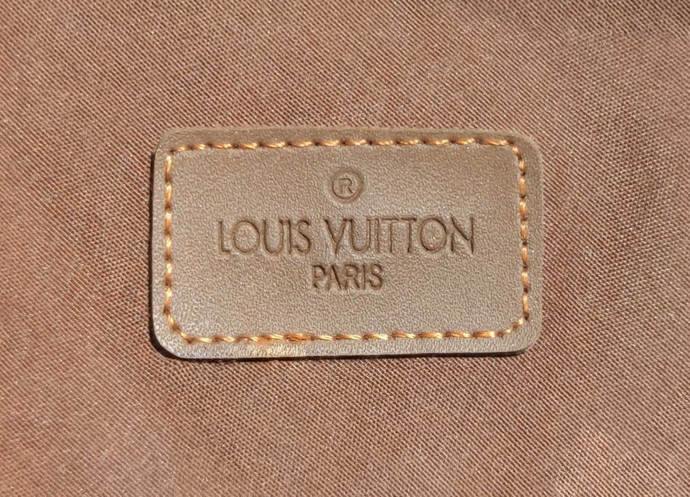 Geanta/Borseta Louis Vuitton New Wave