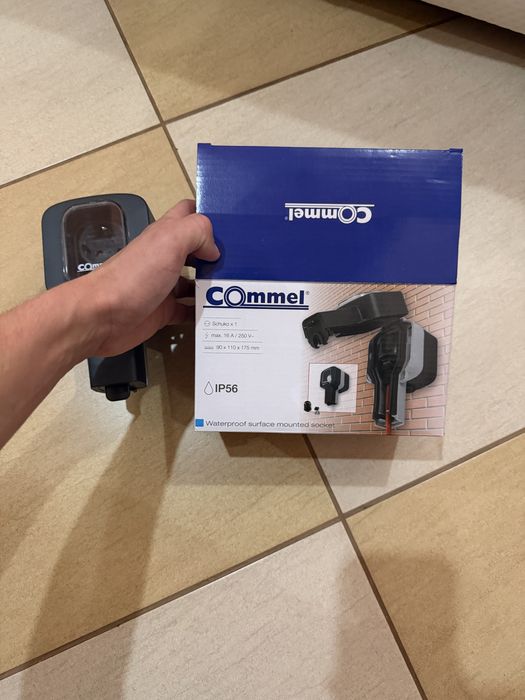 Commel IP56 max16 A / 250V