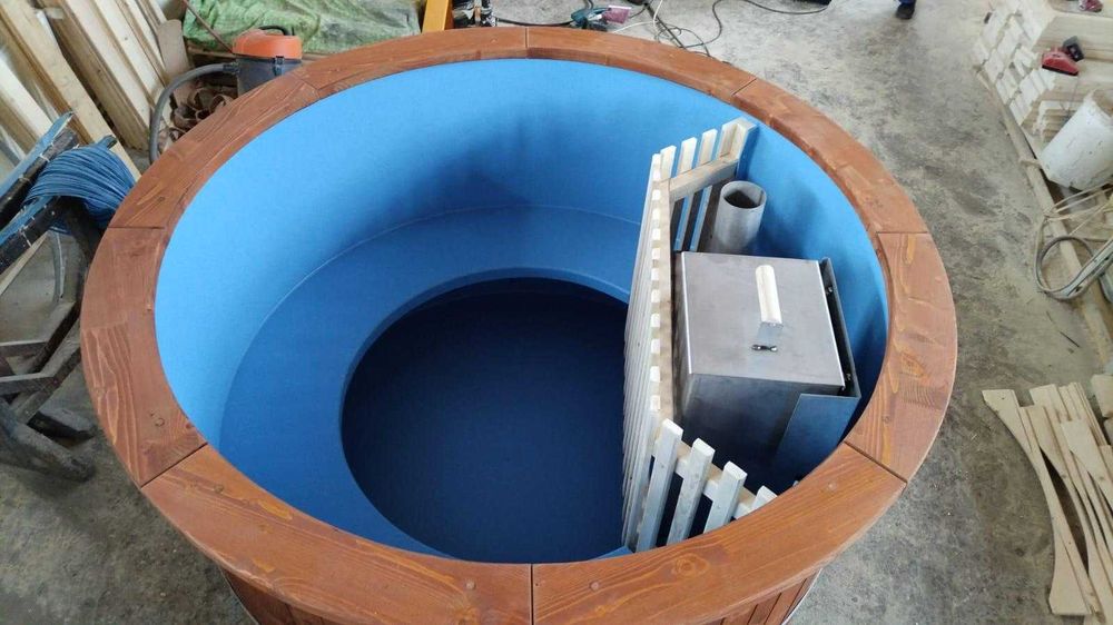 Ciubar din lemn Captusit cu fibra ( Polipropilena ) de la ciubarar.ro