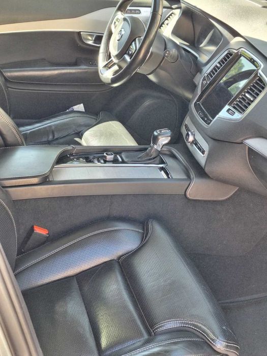 Volvo XC90 2017, diesel 235cp, Full option, 7 Locuri, suspensie perne aer, stare foarte buna