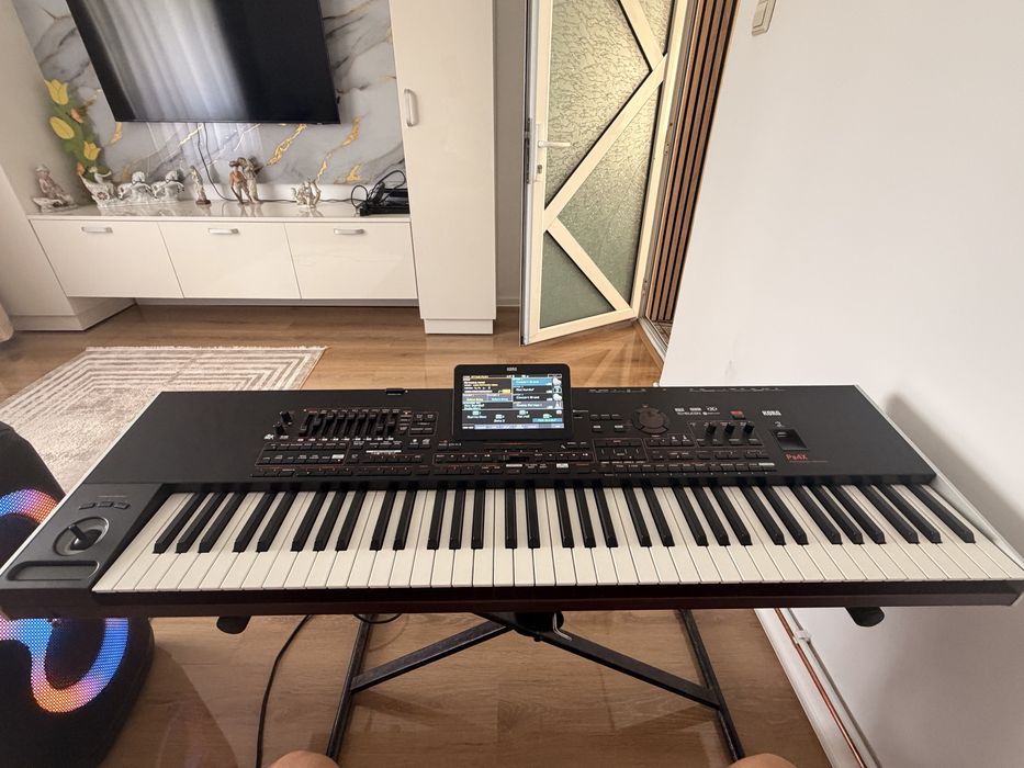 Orgă Pa4x Korg.