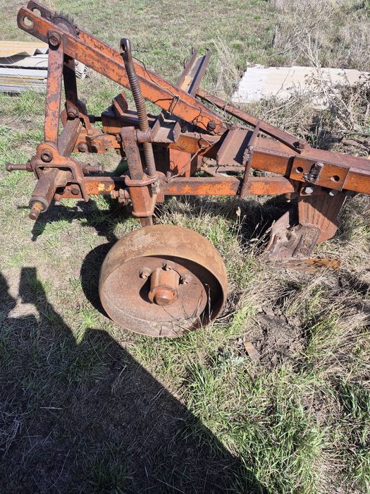 Плуг и косилка в продаже