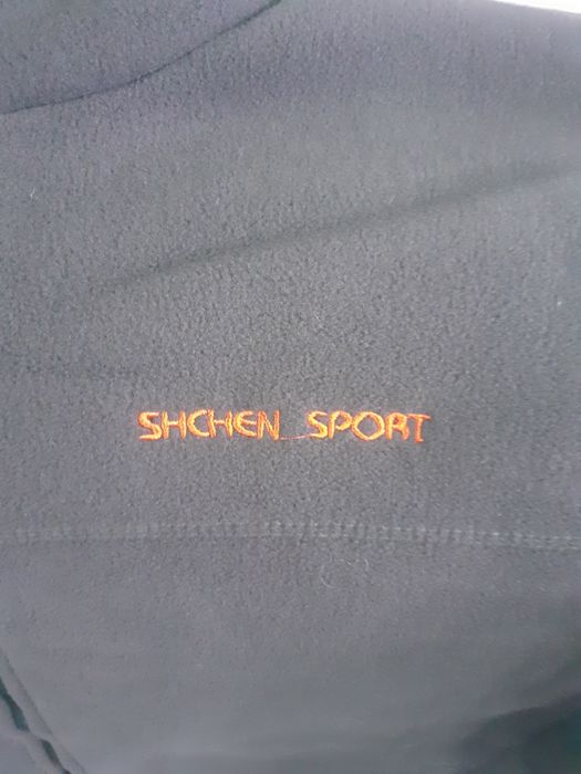 Продам флисовую кофту