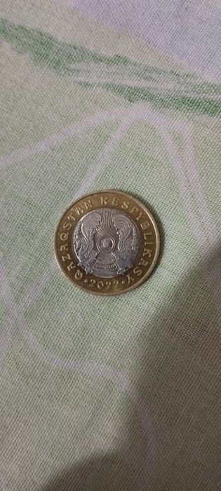 100 тг коллекционный