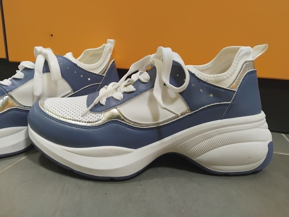 Дамски маратонки