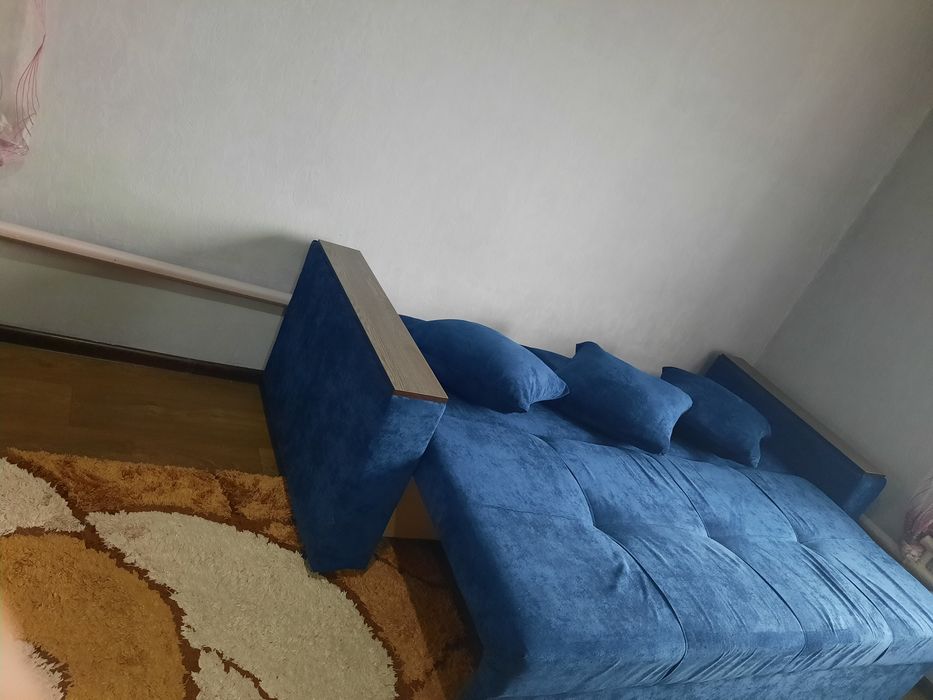 Продам диван 70000 новый