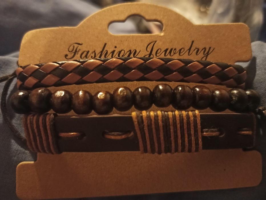 Seturi pentru bărbați și doamne , accesorii