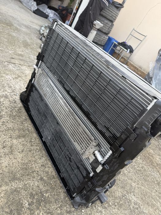 Комплект радиатори перка бмв г20 г21 г22 Б48 Б58 bmw g20 g22 B48 B58