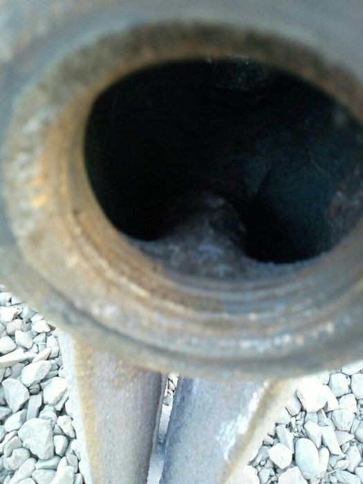 Продаем чугунные батареи отопления.