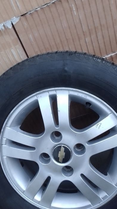 Гуми с джанти за Шевролет