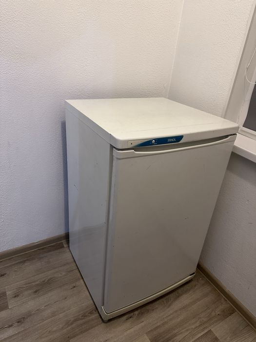 Морозильник марки Stinol