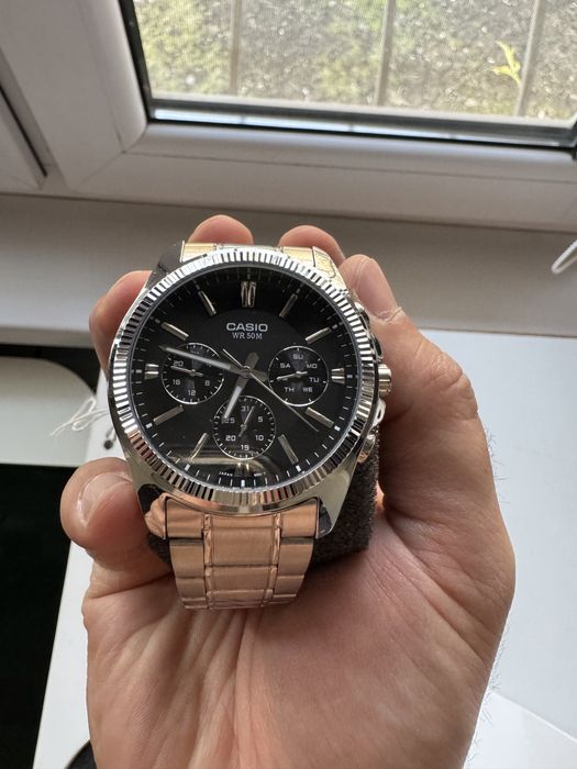 Продам часы casio
