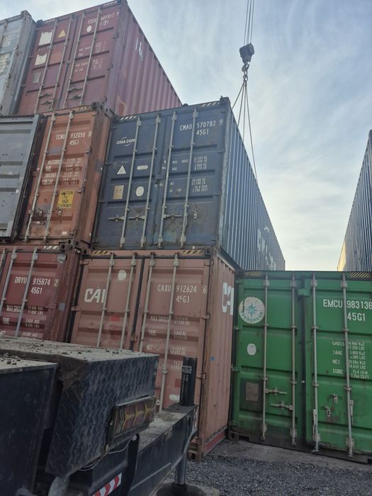 В наличии 40 тонные контейнера