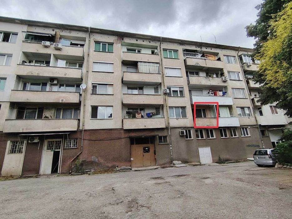 Апартамент в централната част на Враца / бул. Мито Орозов .