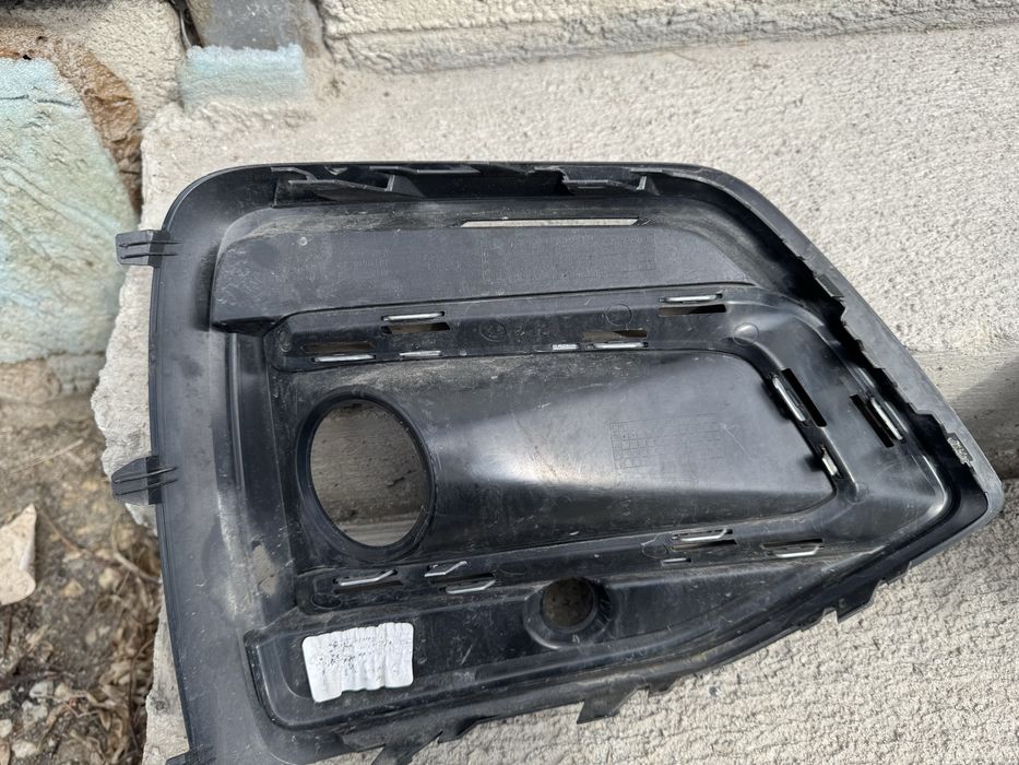 Оригин решетка лява  предна броня халоген Audi Q5 FY 2020- 80A807681