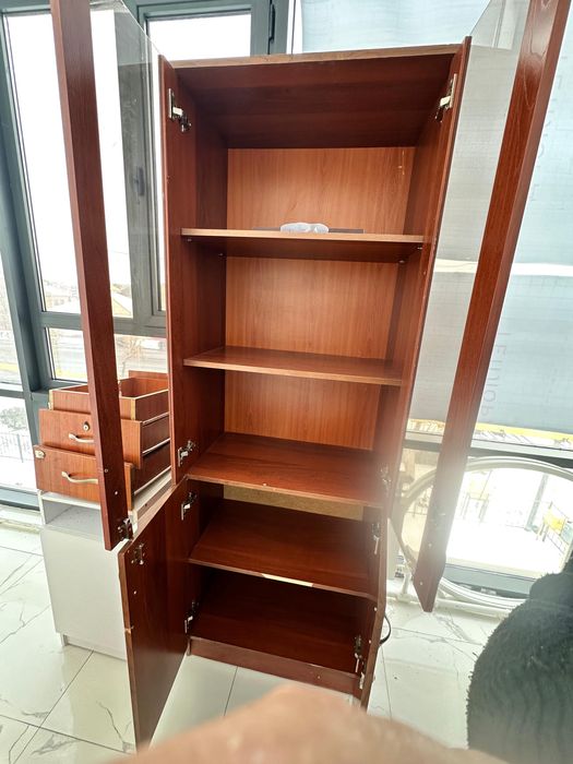 Шкаф оифске арнвлған 1 штуу