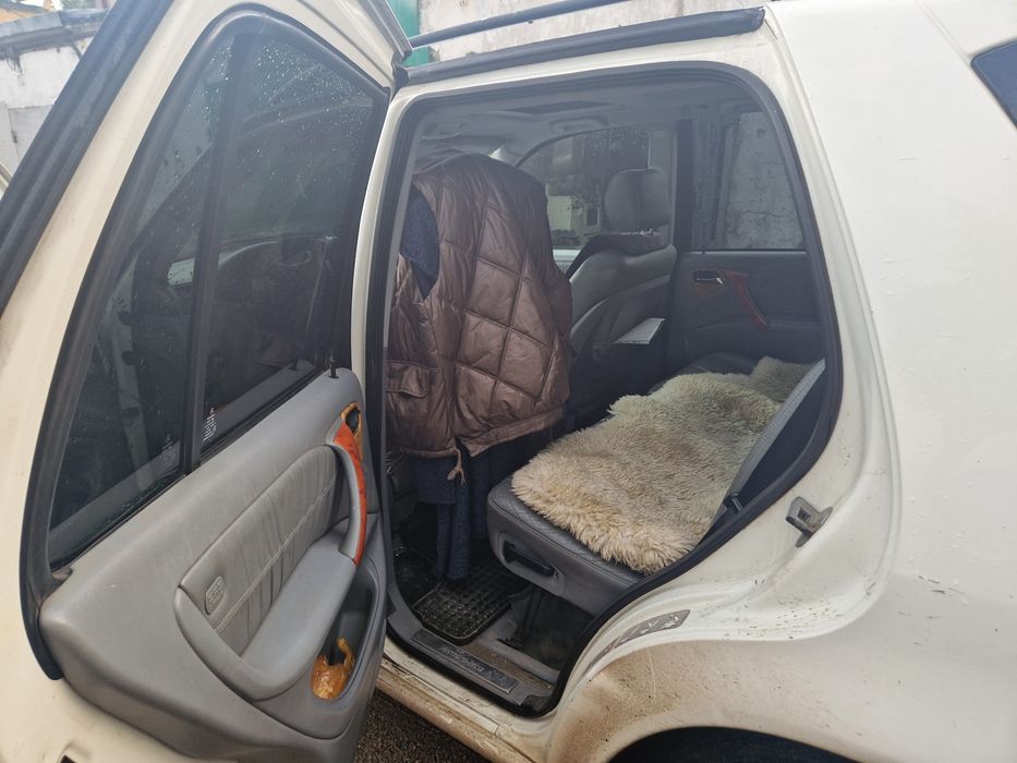 Продаю Mercedes-Benz ML 320