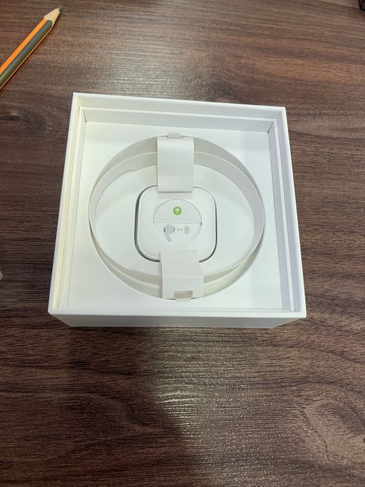 Airpods pro (Wireless Cgarding Case)