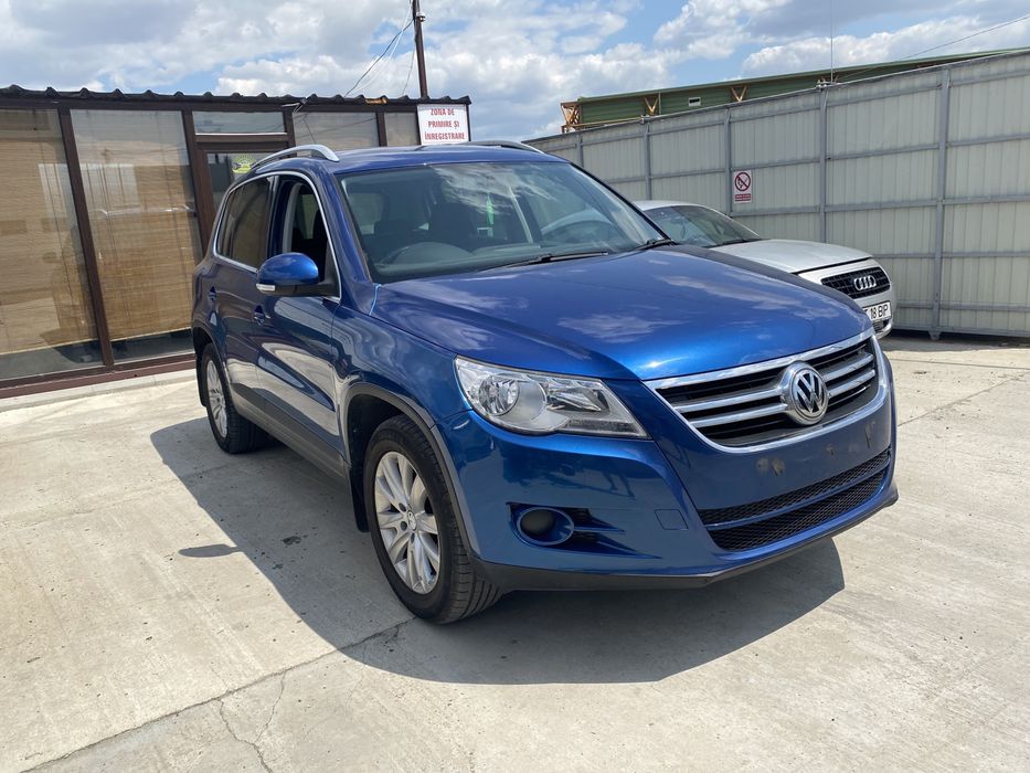 Dezmembrez Vw tiguan 2.0 TDI