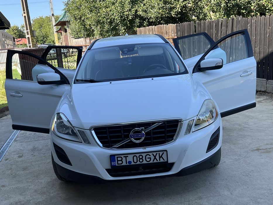 Volvo XC60    An fabricație: 12/2012   Motor: 2.4    4x4